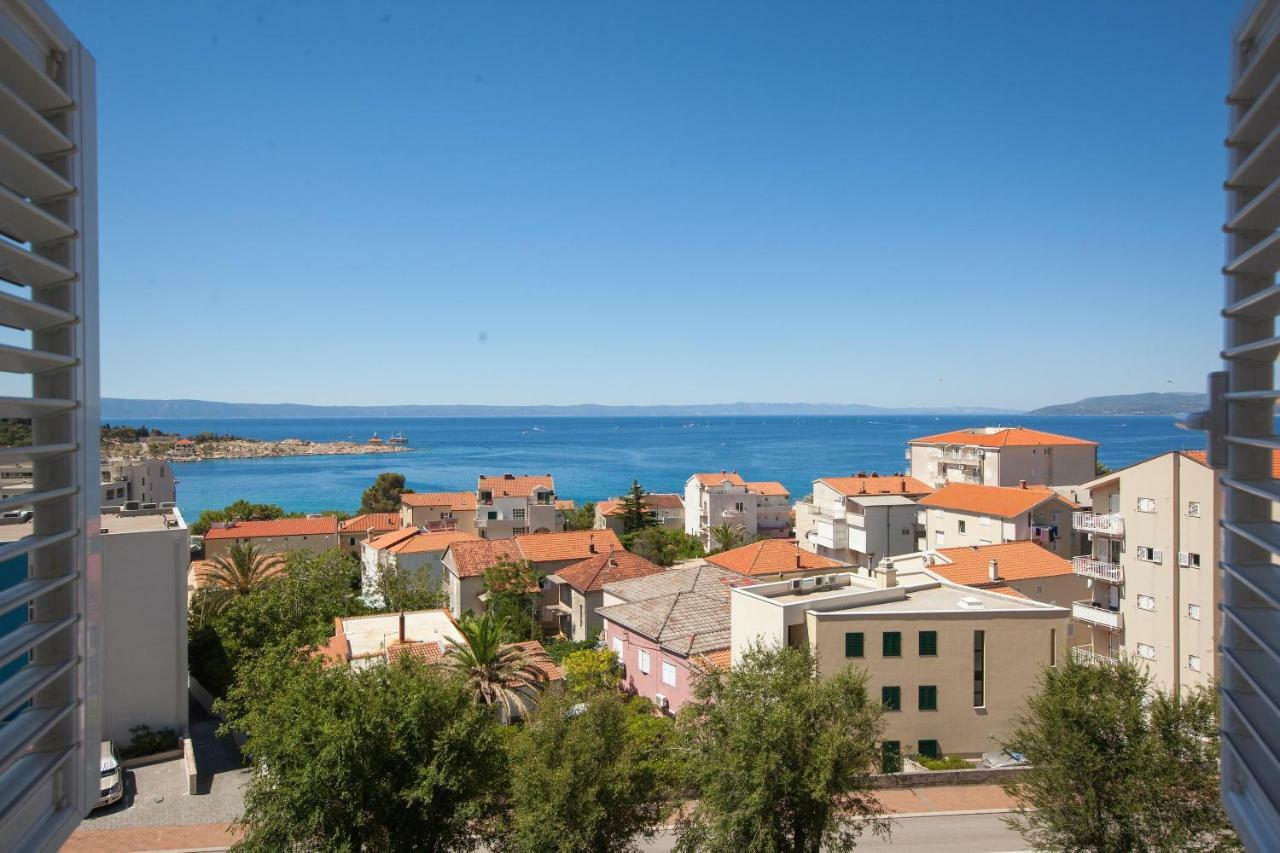 Apartment Dolores Макарска Екстериор снимка